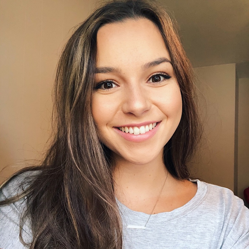 Meet your Posher, Alyssa